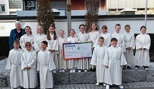 Kommunionkinder von Prechtal und Oberprechtal spenden für den Verein Hoffnung für Kinder Kommunionkinder von Prechtal und Oberprechtal spenden für den Verein Hoffnung für Kinder